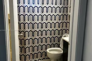 2230 Jackson St, Hollywood, FL 33020 - Photo 5