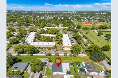 7100 McClellan St, Hollywood, FL 33024 - Photo 31