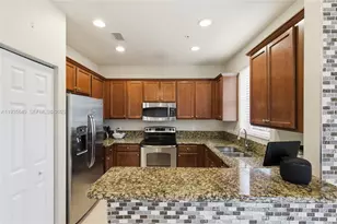 165 Emerald Creek Terrace, Plantation, FL 33325 - Photo 9