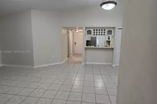 811 NE 199th St, Miami, FL 33179 - Photo 5