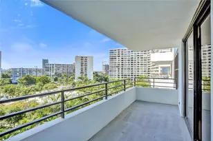 2500 Parkview Dr, Hallandale Beach, FL 33009 - Photo 29