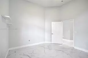 652 W Palm Aire Dr, Pompano Beach, FL 33069 - Photo 37