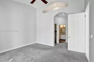 652 W Palm Aire Dr, Pompano Beach, FL 33069 - Photo 61