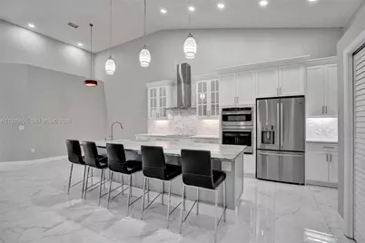 652 W Palm Aire Dr #652, Pompano Beach, FL 33069 - Photo 9