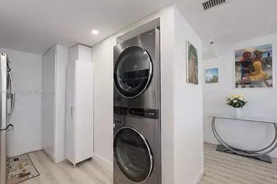 7601 E Treasure Dr #611, North Bay Village, FL 33141 - Photo 29