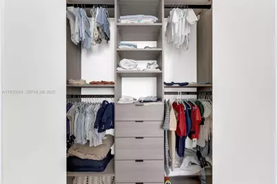 200 Biscayne Boulevard Way #4408, Miami, FL 33131 - Photo 13