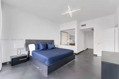 200 Biscayne Boulevard Way #4408, Miami, FL 33131 - Photo 9