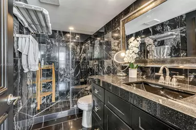 555 NE 15th St #30H, Miami, FL 33132 - Photo 11