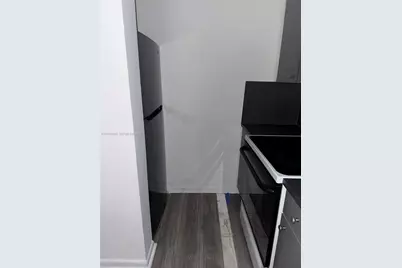 6070 W 18th Ave #202, Hialeah, FL 33012 - Photo 9