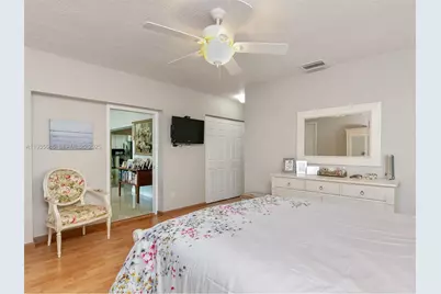 20565 SW 80th Pl, Cutler Bay, FL 33189 - Photo 9