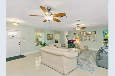 20565 SW 80th Pl, Cutler Bay, FL 33189 - Photo 27