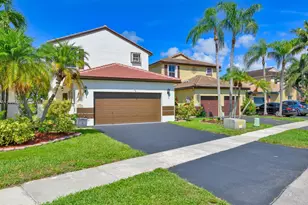 2130 NW 184th Way, Pembroke Pines, FL 33029 - Photo 23