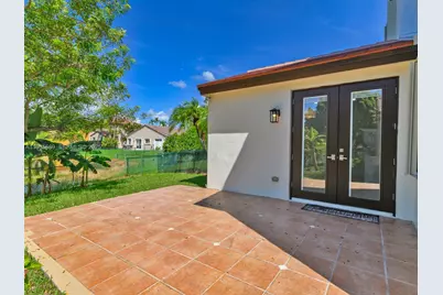 2130 NW 184th Way, Pembroke Pines, FL 33029 - Photo 27