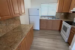 2760 W 61st Pl, Hialeah, FL 33016 - Photo 5