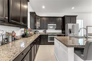 9881 W 34th Ave, Hialeah, FL 33018 - Photo 5