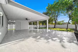 253 SW 4th St, Dania Beach, FL 33004 - Photo 19