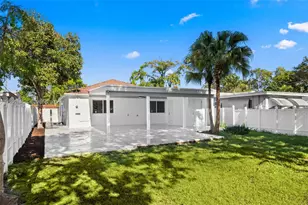 253 SW 4th St, Dania Beach, FL 33004 - Photo 25