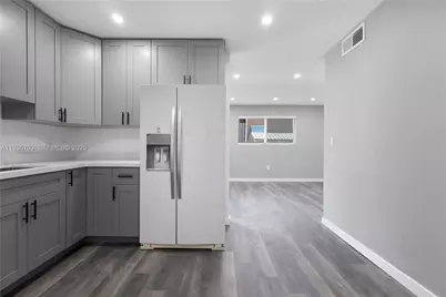 28 NW 34th Ter #28, Miami, FL 33127 - Photo 9