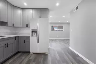 28 NW 34th Terrace, Miami, FL 33127 - Photo 9