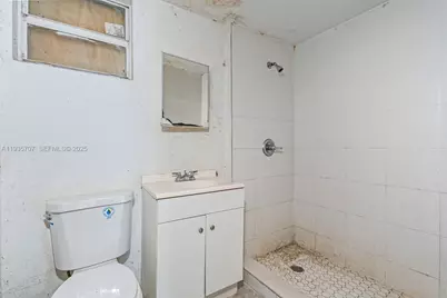 1337 NW 77th St, Miami, FL 33147 - Photo 51