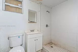 1337 NW 77th St, Miami, FL 33147 - Photo 51