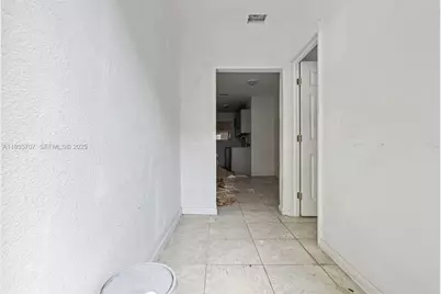 1337 NW 77th St, Miami, FL 33147 - Photo 67