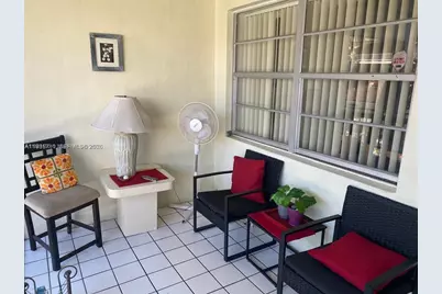 541 Blue Heron Dr #215, Hallandale Beach, FL 33009 - Photo 3