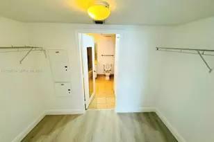 1750 N Bayshore Dr, Miami, FL 33132 - Photo 9