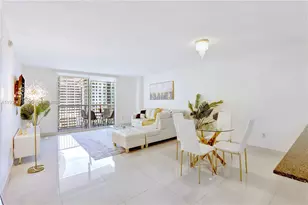 1200 Brickell Bay Dr, Miami, FL 33131 - Photo 3
