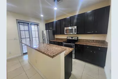 14640 SW 15th St #0, Pembroke Pines, FL 33027 - Photo 5