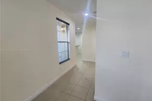 14640 SW 15th St, Pembroke Pines, FL 33027 - Photo 9