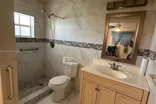 9070 SW 183rd Terrace, Palmetto Bay, FL 33157 - Photo 15