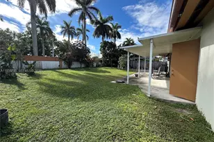 9070 SW 183rd Terrace, Palmetto Bay, FL 33157 - Photo 15