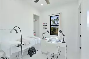 2304 NW 23rd Ave, Cape Coral, FL 33993 - Photo 17