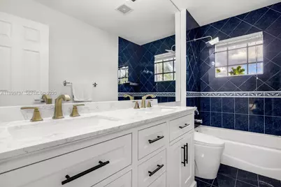 3910 SW 186th Ter, Miramar, FL 33029 - Photo 31