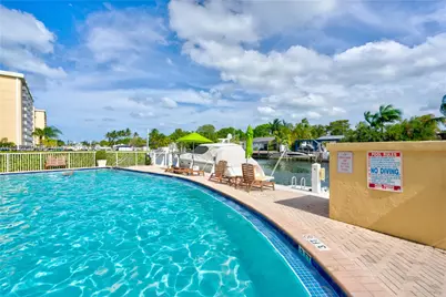 2000 NE 135th St #908, North Miami, FL 33181 - Photo 37