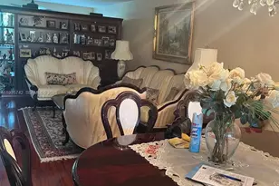 2704 NW 104th Ave, Sunrise, FL 33322 - Photo 9