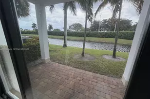 11330 SW 16th St, Pembroke Pines, FL 33025 - Photo 5