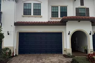 11330 SW 16th St, Pembroke Pines, FL 33025 - Photo 1