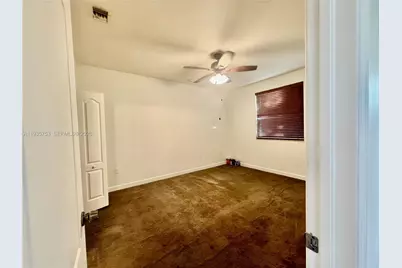 1692 SE 29th Ct #201, Homestead, FL 33035 - Photo 11