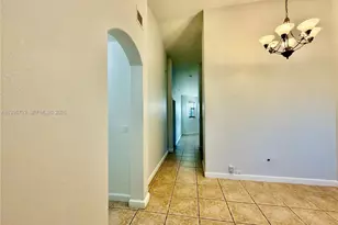 1692 SE 29th Ct, Homestead, FL 33035 - Photo 3