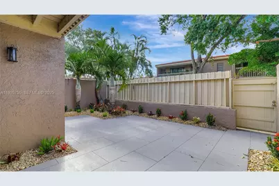 205 Dunwoody Ln #17-85, Hollywood, FL 33021 - Photo 19