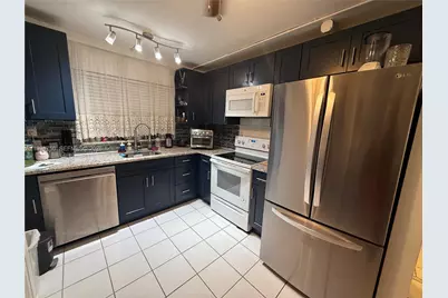 9221 Sunrise Lakes Blvd #204, Sunrise, FL 33322 - Photo 3