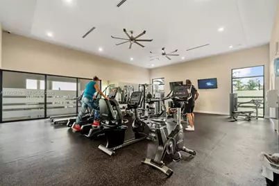 3276 W 106th Ter #3276, Hialeah, FL 33018 - Photo 45