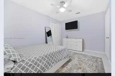 2002 Lake Breeze Ct, Wellington, FL 33414 - Photo 23