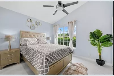 2002 Lake Breeze Ct, Wellington, FL 33414 - Photo 33