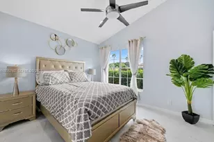 2002 Lake Breeze Ct, Wellington, FL 33414 - Photo 33