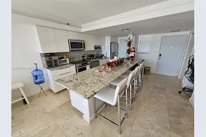 3000 S Marcos Dr #P402, Aventura, FL 33160 - Photo 5