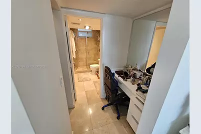 3000 S Marcos Dr #P402, Aventura, FL 33160 - Photo 17