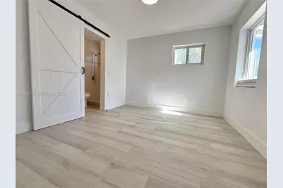 716 NE 7th St #B, Hallandale Beach, FL 33009 - Photo 7